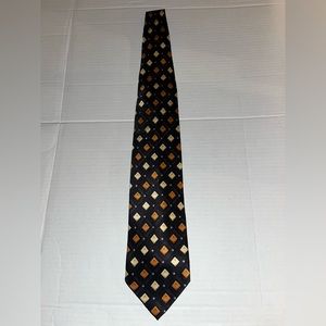 Statements Triangle Print Tie